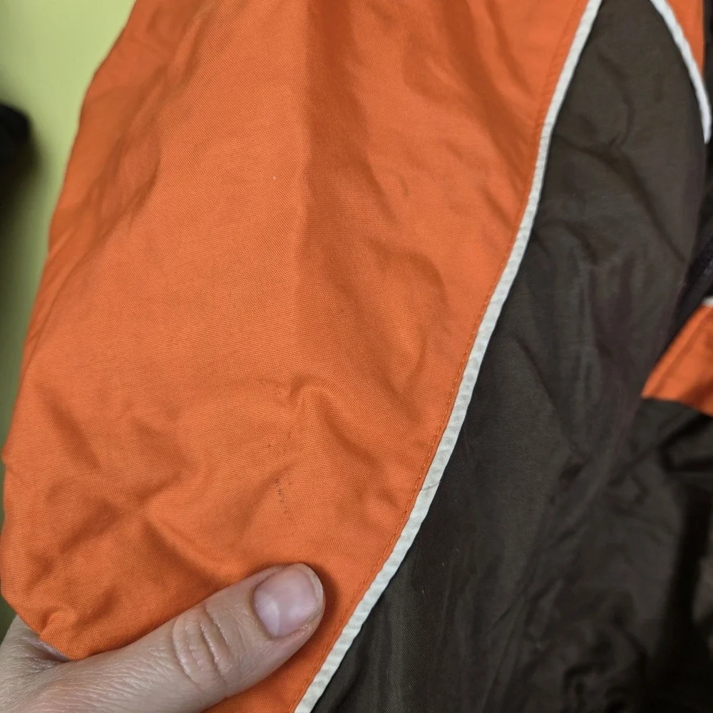 Vtg CLEVELAND BROWNS Gameday Logo Zip-Up Nylon Jacket size Large